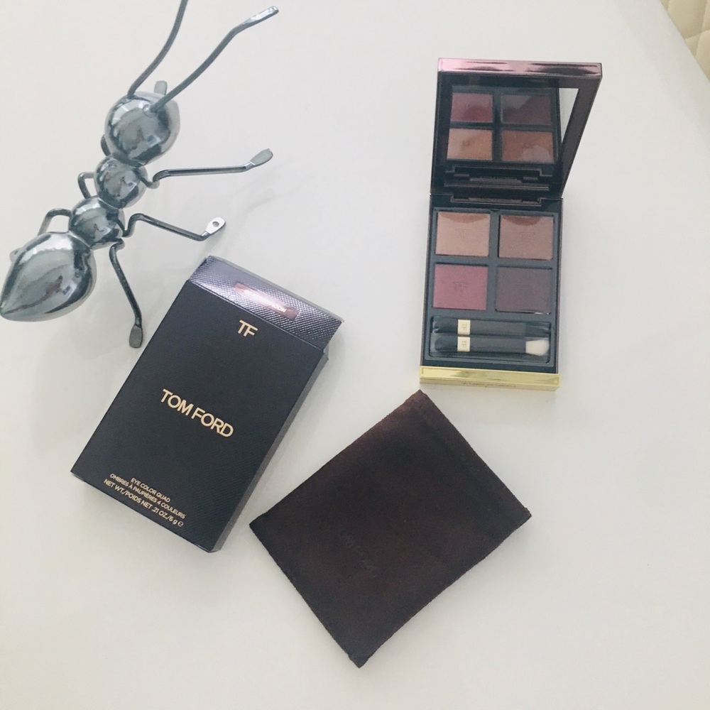 TOM FORD EYESHADOW QUAD 04 HONEYMOON LUXURY DESIGNER PEACH SAND PLUM PURPLE BNIB